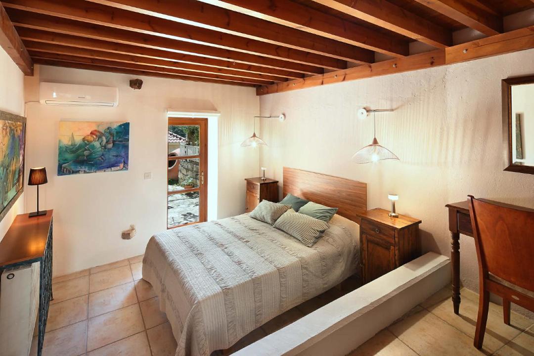 Photo of Bedroom in Apsiou