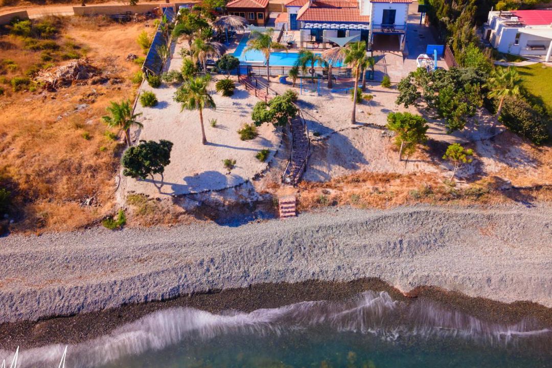 Photo of Others in Pomos