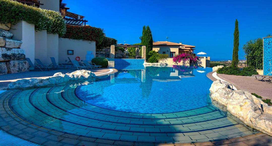 Photo of Others in Aphrodite Hills