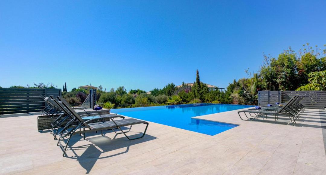 Photo of Others in Aphrodite Hills
