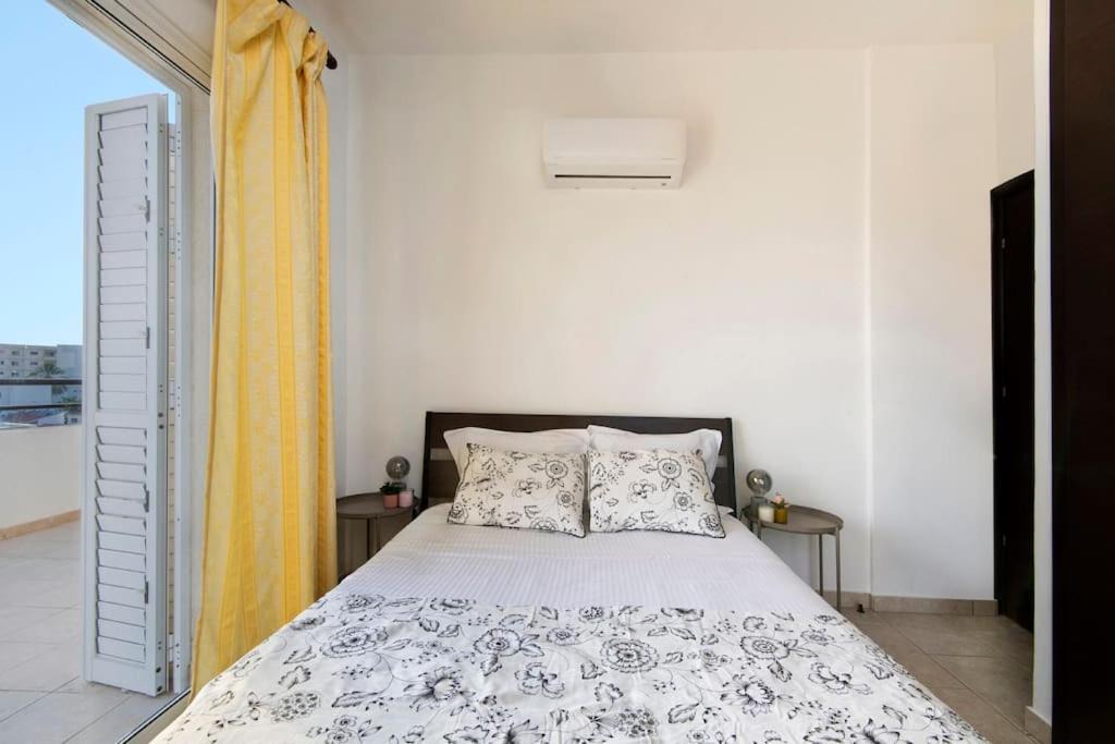 Photo of Bedroom in Larnaca City Centre