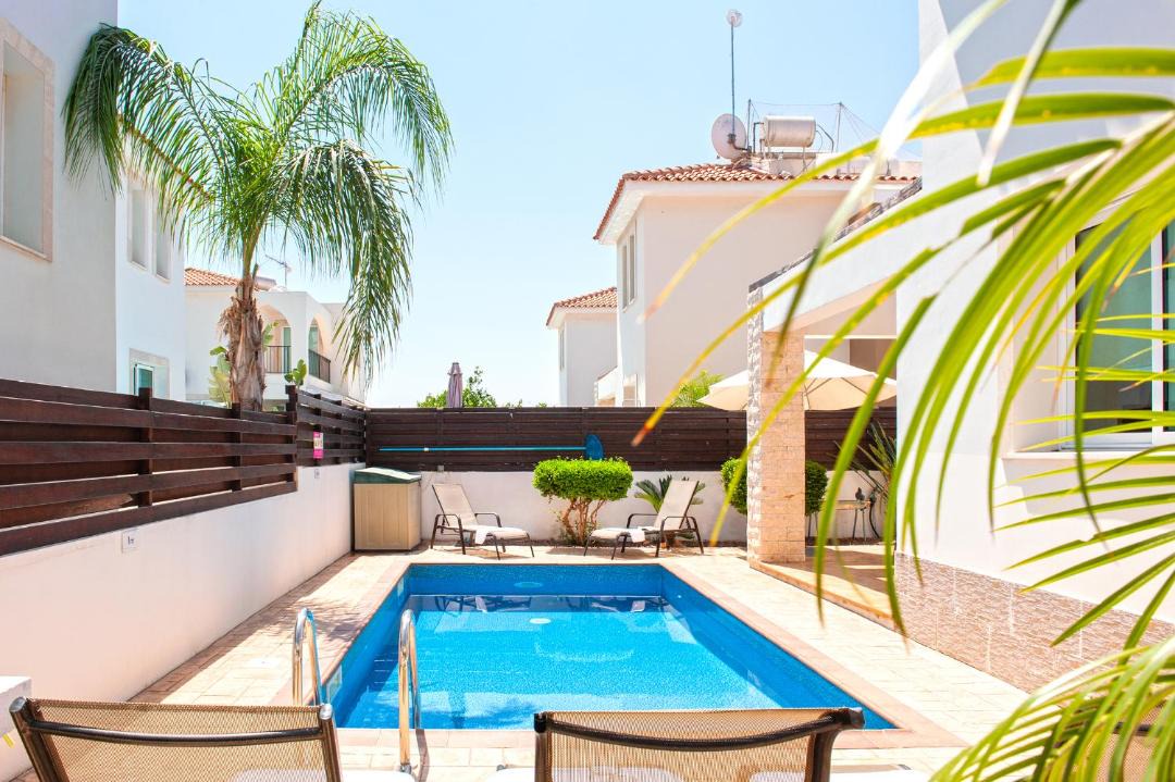 Photo of Patio Balcony in Pernera