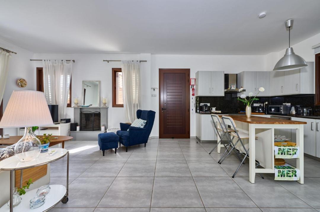 Photo of Livingroom in Ayia Thekla