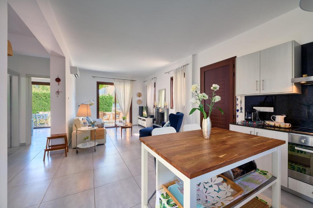 Photo of Livingroom in Ayia Thekla