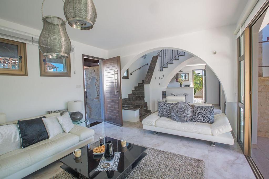 Photo of Livingroom in Ayia Thekla