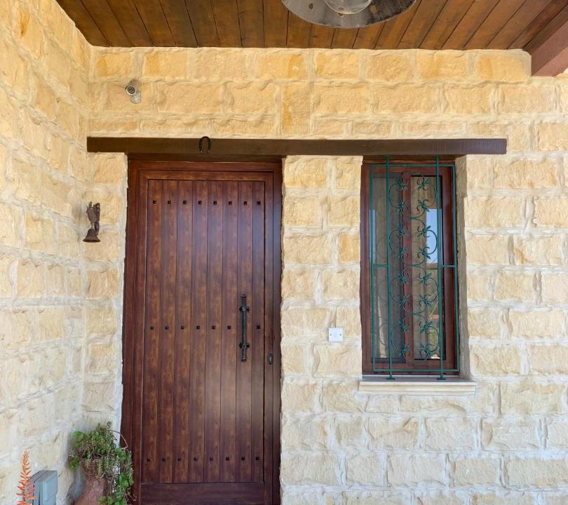 Photo of Buildings in Lofou