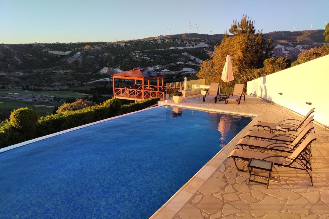 Photo of Others in Aphrodite Hills