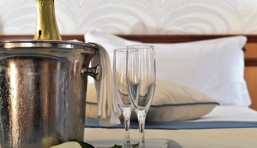 Suite, 1 Bedroom, Partial Sea View