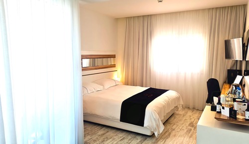 Classic Double Room, Balcony, City View