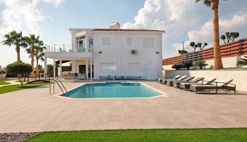 Superior Villa