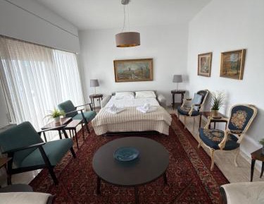 Two-Bedroom Apartment with City View