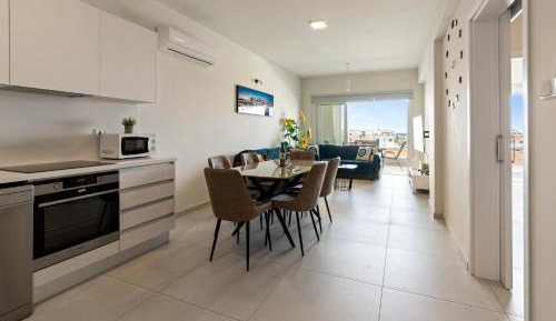 Two-Bedroom Apartment with Sea View