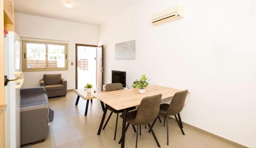 One-Bedroom Apartment - Ground Floor