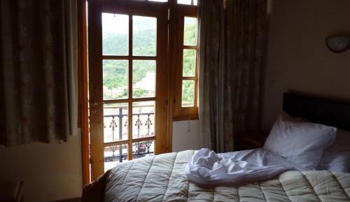 Double Room with Mountain View