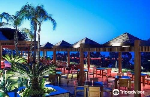 Agios Tychon Hotel | Four Seasons Hotel