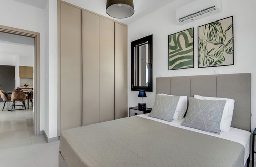 Agios Athanasios Apartment | Sanders Elgio - Generous 2-bdr Apt w Balcony