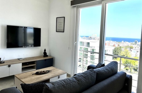 Kyrenia Apartment | Sea View Flat 10 min to Beach in Kyrenia