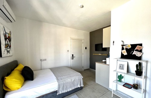 Kyrenia Apartment | Centrally Located Flat w Sea-View Balcony