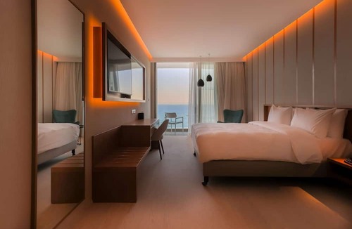 Oroklini Hotel | Radisson Beach Resort Larnaca
