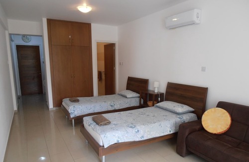 Peyia Town Apartment | Studio Apartment with aircon, WI-FI and large pool