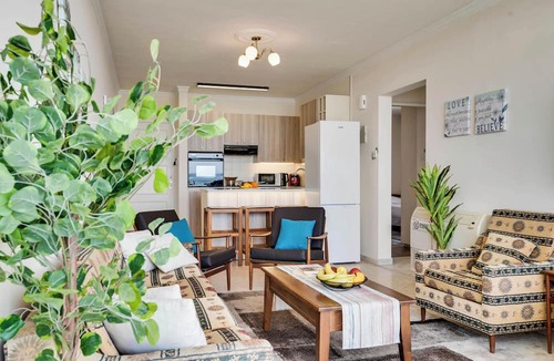 Larnaca Apartment | Makenzy Sandy Beachfront Paradise