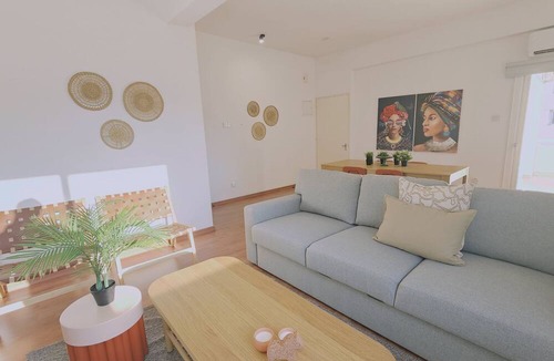City Centre Apartment | 142 NIC 2 - Stay City Life 2 Apartment