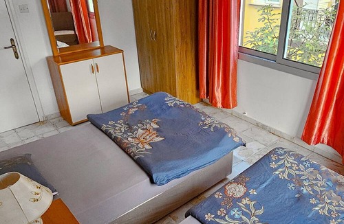 Zeytinlik Apartment | Sleek Flat w Balcony 3 min to Coast in Kyrenia