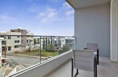 Strovolos Apartment | Phaedrus Living: Eolus Residences Hera
