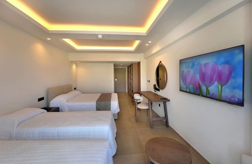 Ayia Napa Hotel | NELIA SEA BREEZE HOTEL