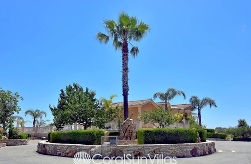 Kathikas Villa | Elegant Villa in Prime Location, Ideal for Weddings, Amazing Pool & Terrace