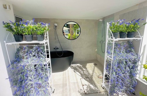 Larnaca City Centre House | Beautiful 3 bedroom Beach house in downtown Larnaca, sleeps 8