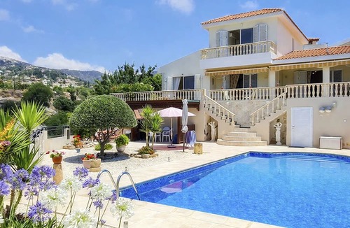 Tala Villa | Villa Chrysos - Three Bedroom Villa, Sleeps 6