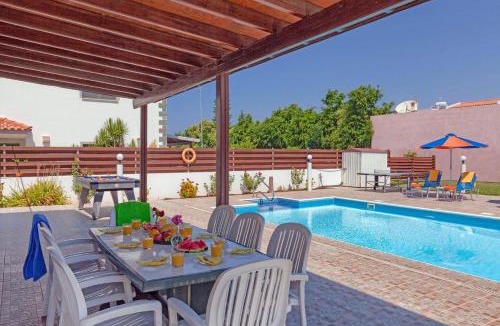 Pegeia Villa | Villa Hermes by Villa Plus