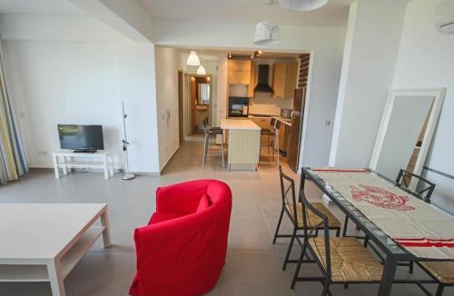 Kapparis Apartment | Beachfront Trident
