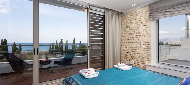 Annabel Beach Palace in Neo Chorio