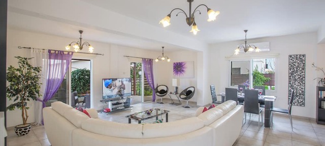 Protaras Holiday Villa Ds54, 3 Bedroom Villa in the Center in Paralimni