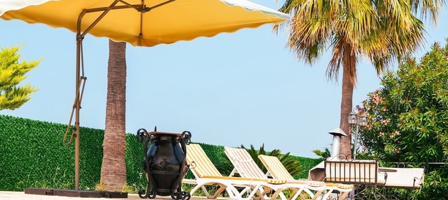 Luxury Villa w Pool, Garden Near Beach in Kyrenia in Çatalköy