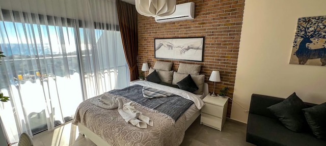 Isabella Pool Apartments in Gastria