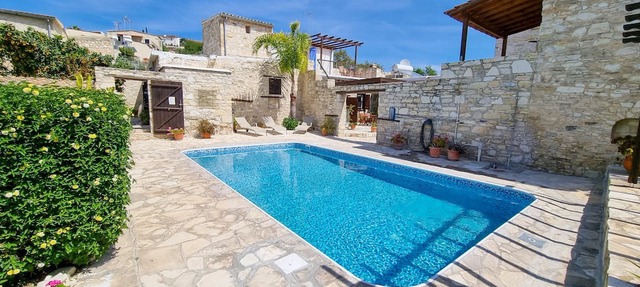 Athena Wisdom Studio in Skarinou