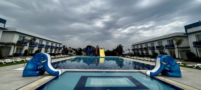 Flat w Pool, Balcony 10 min to Beach in Iskele in Yeni Iskele