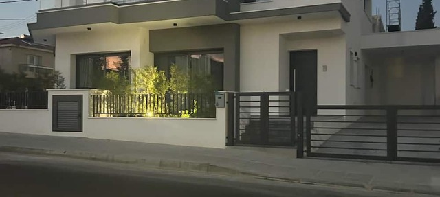 Cozy 3 bedroom villa close to the beach in Germasogeia