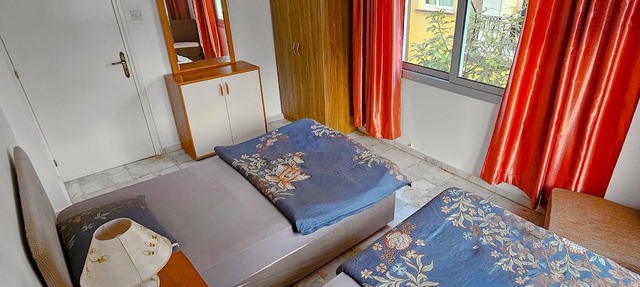Sleek Flat w Balcony 3 min to Coast in Kyrenia in Girne