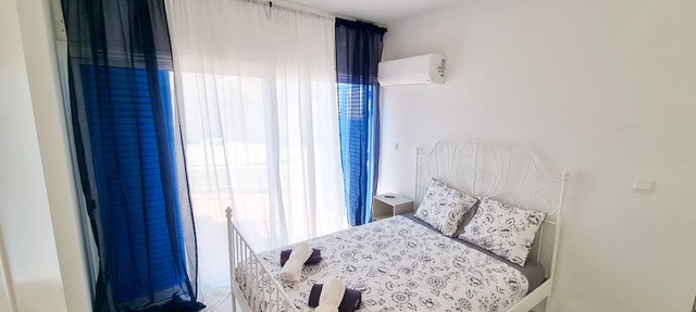 Beach Vibes Apartment in Pyla