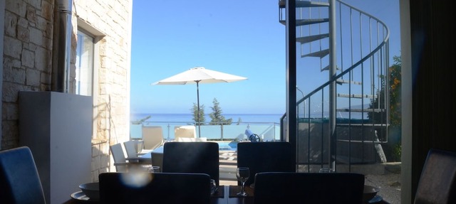Linda Braker Esprit Villas in Neo Chorio
