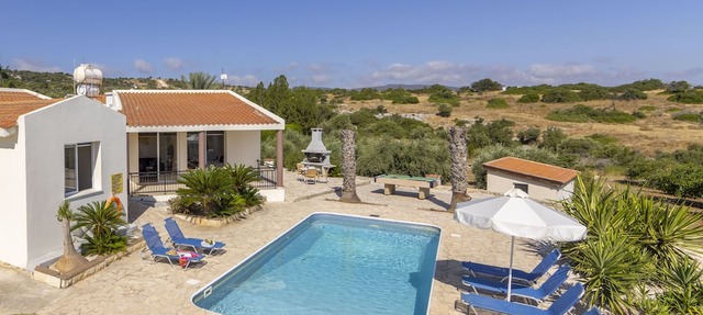 Villa Anthoulis: Private villa with pool above Latchi, sea views, a few minutes from the beach in Latchi