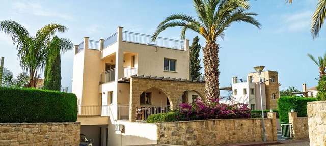 Spacious 5-bedroom house with AC in lovely Poli Chrysochous in Poli Chrysochous