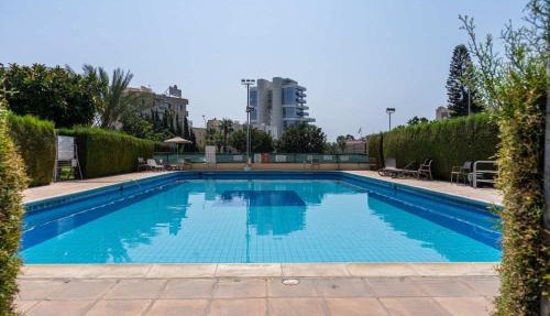 Cozy 1BR Sea View & Pool in Agios Tychonas in Limassol