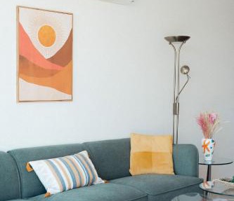Coastal Chic 2BR - 3 Min to Beach Amathusia Apts in Limassol