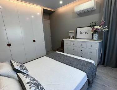 Seaside 2-BDR apartment with a pool in Limassol