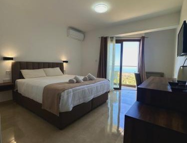 Palates Hotel in Drousha